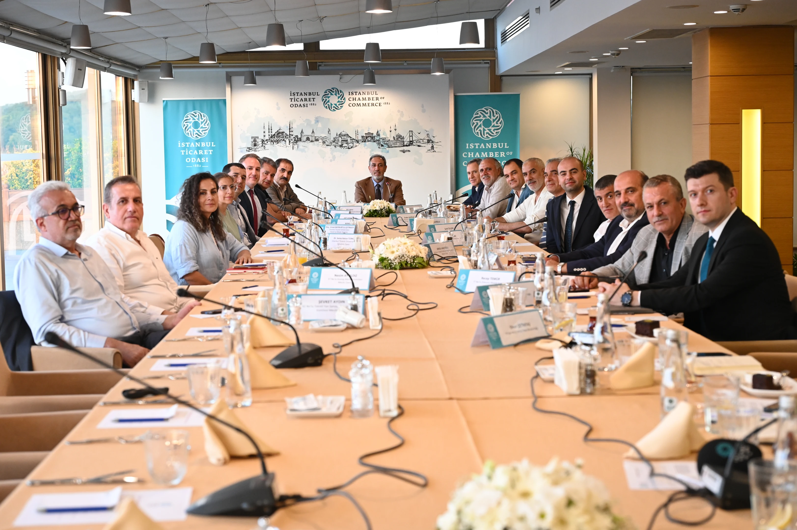 İstanbul Ticaret Odası’nda düzenlenen "Tekstil İhtisas Komitesi Toplantısı"nda, sektörün son