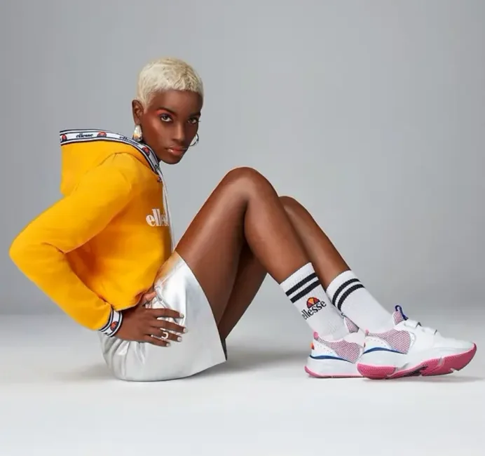 Küresel tedarik zinciri devi Li & Fung, İngiltere merkezli çorap