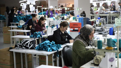 Ordu'da tekstil sektöründe iş arayanlar, "Dokuma Konfeksiyon Makineci Kursu" sayesinde