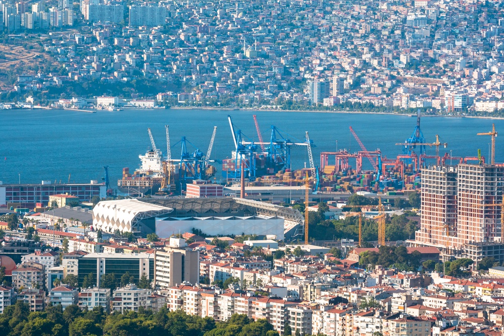 Ege İhracatçı Birlikleri (EİB), 2025 yılının ilk yarısında 210 ülke
